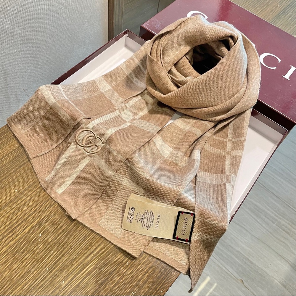 Gucci Tan Plaid Scarf - Picture 1 of 5